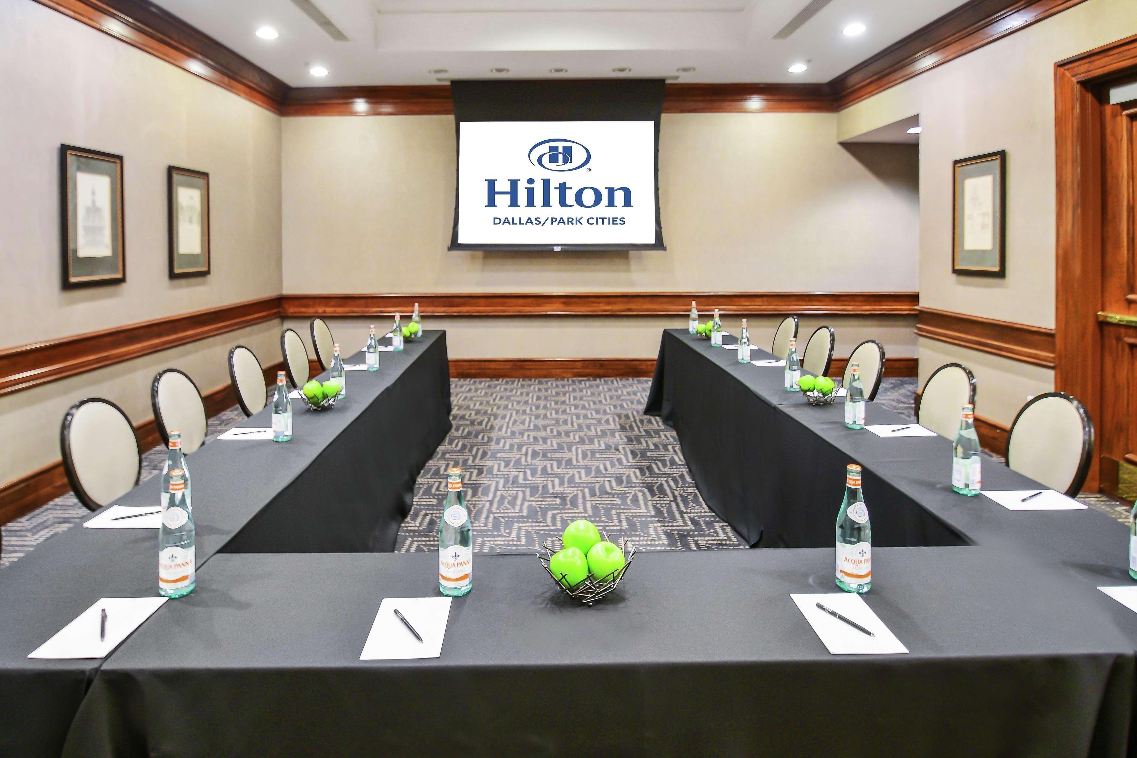 Hilton Dallas-Park Cities Exterior foto